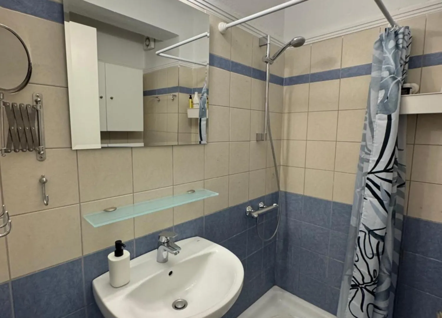Siviri Holiday Home